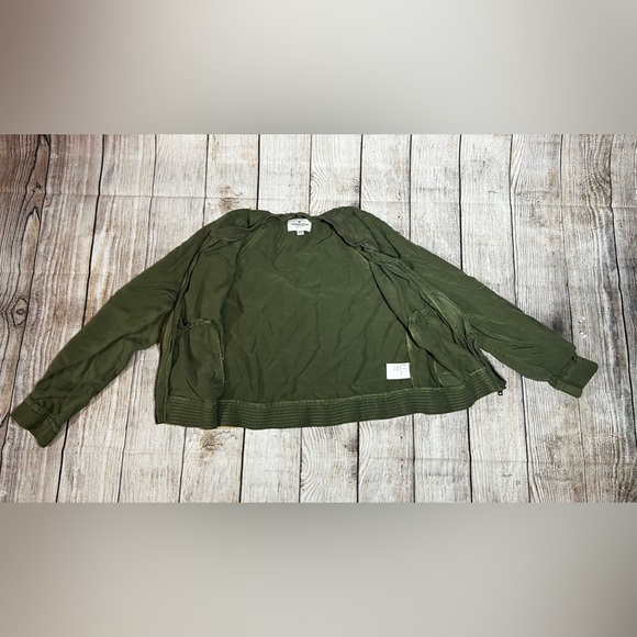 American Eagle Jacket - Picture 6 of 6